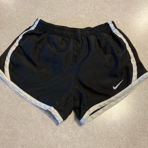 Nike women’s lined running shorts black with white trim